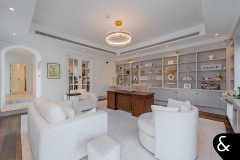 Müüa villa asukohaga Jumeirah Golf Estates, Dubai, AÜE: 6 magamistoaga, 975 m² Nr 667744 - pilt 8