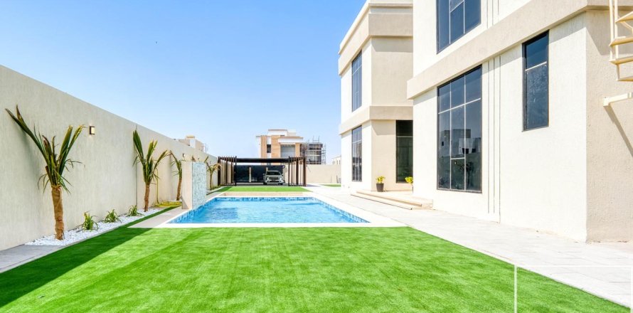 Vila u gradu Al Aweer, Dubai, UAE 5 spavaće sobe, 1152 m2 Br. 747889