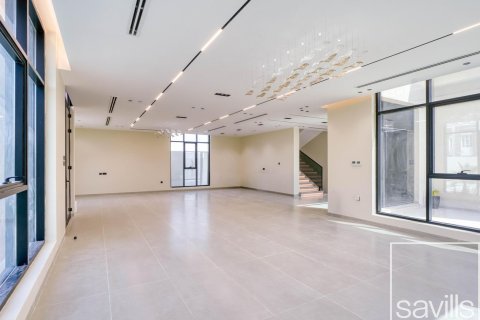 Vila u gradu Al Aweer, Dubai, UAE 5 spavaće sobe, 1152 m2 Br. 747889 - Slika 4