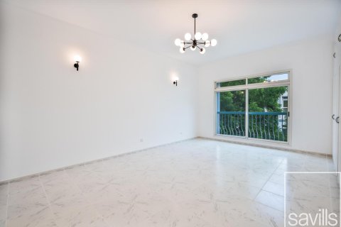 Villa sa Umm Suqeim, Dubai, UAE 3 silid-tulugan, 1993.98 sq.m. № 747890 - larawan 5