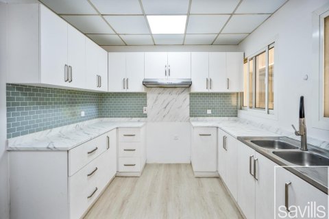 Villa sa Umm Suqeim, Dubai, UAE 3 silid-tulugan, 1993.98 sq.m. № 747890 - larawan 2