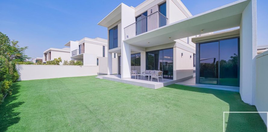 Villa i Tilal Al Ghaf, Dubai, UAE 5 soveværelser, 466 kvm № 646268