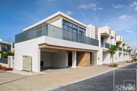 Adosado en venta en Arabian Ranches 3, Dubai, EAU 4 dormitorios, 268 m2 № 646264 - foto 1