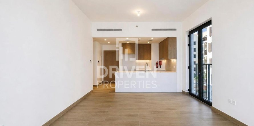 Jumeirah、Dubai、UAEにあるマンション 2ベッドルーム、118.27 m2 No765014