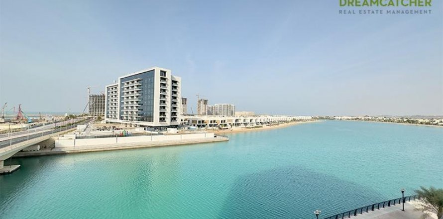 Apartment in Mina Al Arab, Ras Al Khaimah, UAE 1 bedroom, 97.5 sq.m. № 588749