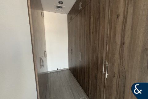 Зняти в оренду віллу в Al Furjan, Дубай, ОАЕ 6 спалень, 617м2, № 685203 - фото 16