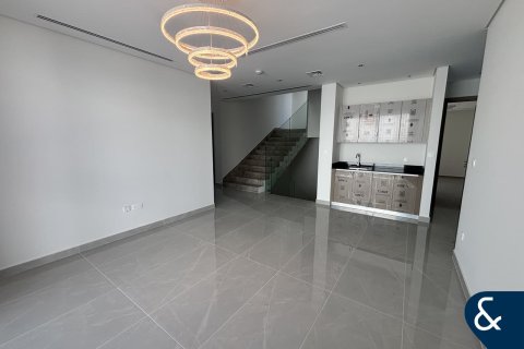 Зняти в оренду віллу в Al Furjan, Дубай, ОАЕ 6 спалень, 617м2, № 685203 - фото 25