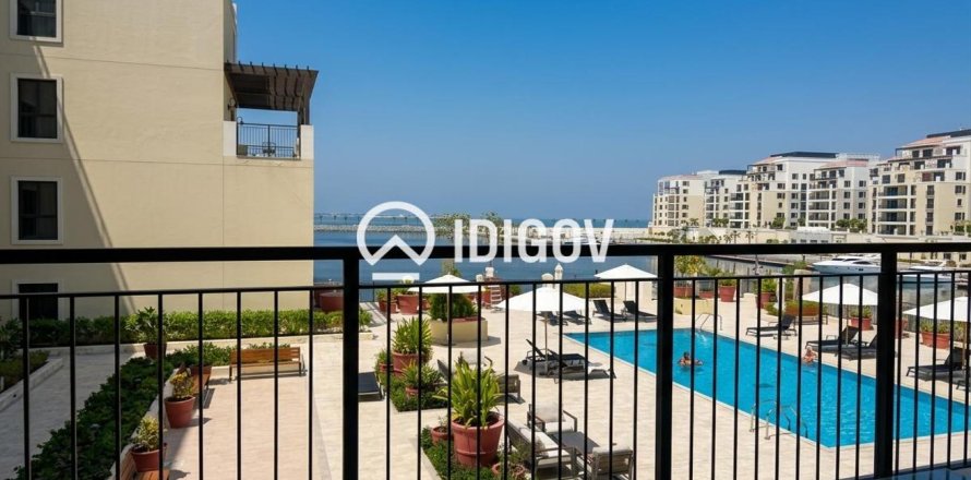 Huoneisto Jumeirah, Dubai, Arabiemiraatit 2 makuuhuonetta, 124.21 m2 № 755130