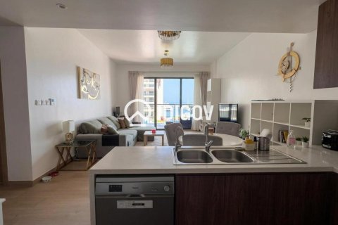 Huoneisto Jumeirah, Dubai, Arabiemiraatit 2 makuuhuonetta, 124.21 m2 № 755130 - kuva 5