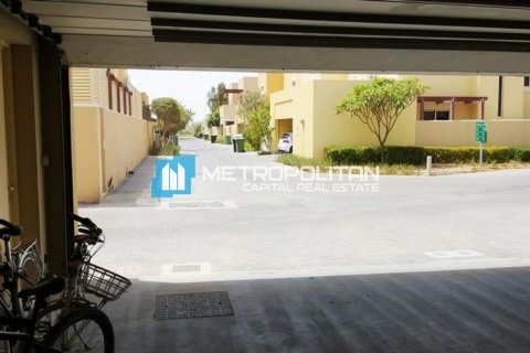 Купить виллу в Al Raha Gardens, Абу-Даби, ОАЭ 5 спален, 579.9м2, № 651728 - фото 23