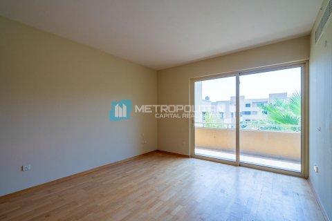 Купить виллу в Al Raha Gardens, Абу-Даби, ОАЭ 5 спален, 579.9м2, № 651728 - фото 15