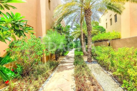 ویلا برای فروش در  Meadows، Dubai، امارات متحده عربی  6 خوابه ، 597 متر مربع ، شماره 706865 - تصویر 20