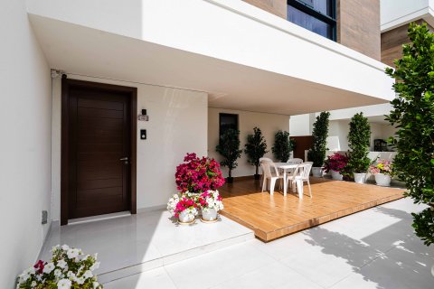 Villa para venda em Yas Island, Abu Dhabi, EAU 5 quartos, 289 m2 № 716426 - foto 23