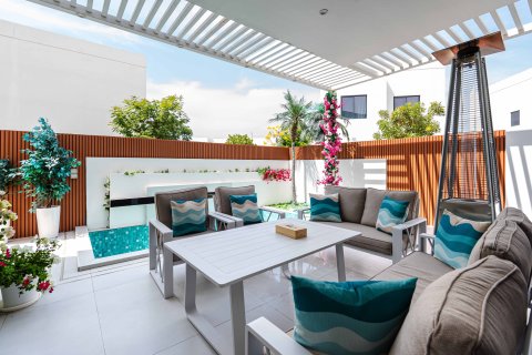 Villa para venda em Yas Island, Abu Dhabi, EAU 5 quartos, 289 m2 № 716426 - foto 21