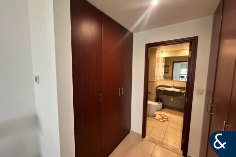 דירה להשכרה ב Jumeirah Beach Residence, Dubai, איחוד האמירויות  2 חדרי שינה, 132 מ"ר, מספר 671310 - תמונה 8