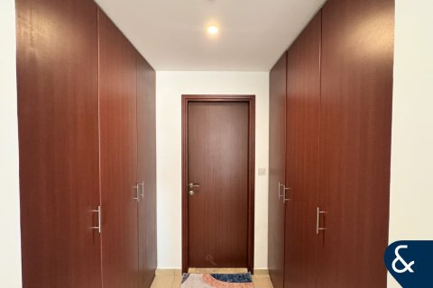 Jumeirah Beach Residence, Dubai, UAE의 임대용 아파트 침실 2개, 132제곱미터 번호 671310 - 사진 17