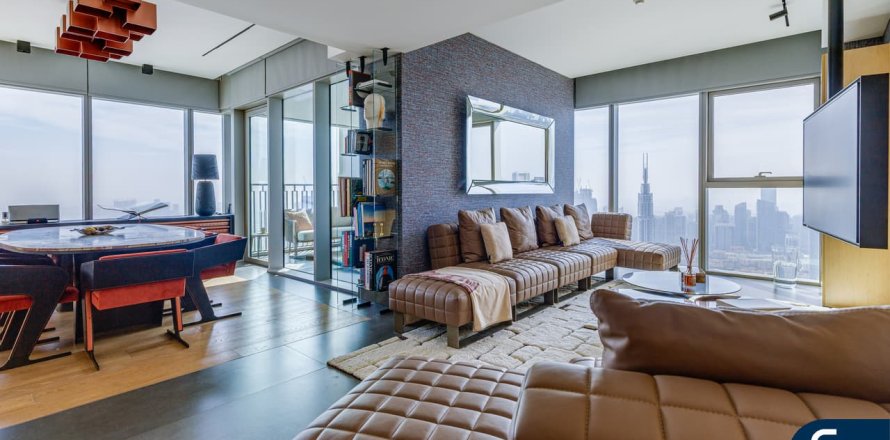 Apartman u gradu Downtown Dubai (Downtown Burj Dubai), UAE 4 spavaće sobe, 242 m2 Br. 671313