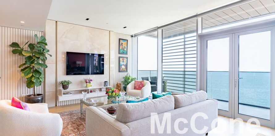 Apartment in Bluewaters, Dubai, UAE 3 bedrooms, 188.87 sq.m. № 587353