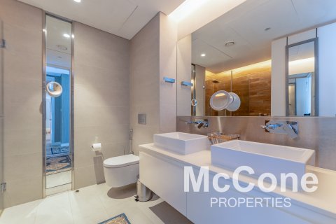 Apartment in Bluewaters, Dubai, UAE 3 bedrooms, 188.87 sq.m. № 587353 - photo 17