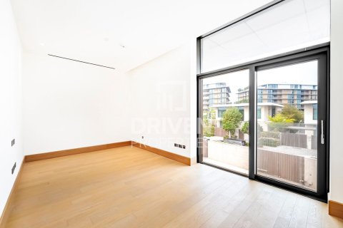 Müüa villa asukohaga Jumeirah, Dubai, AÜE: 5 magamistoaga, 1774.54 m² Nr 761468 - pilt 13