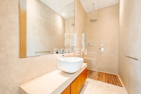 Müüa villa asukohaga Jumeirah, Dubai, AÜE: 5 magamistoaga, 1774.54 m² Nr 761468 - pilt 17