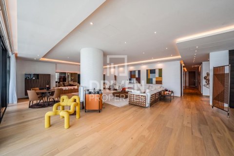 Huoneisto Palm Jumeirah, Dubai, Arabiemiraatit 4 makuuhuonetta, 465.72 m2 № 761471 - kuva 15