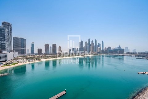 Huoneisto Palm Jumeirah, Dubai, Arabiemiraatit 4 makuuhuonetta, 465.72 m2 № 761471 - kuva 27