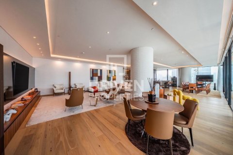 Huoneisto Palm Jumeirah, Dubai, Arabiemiraatit 4 makuuhuonetta, 465.72 m2 № 761471 - kuva 2