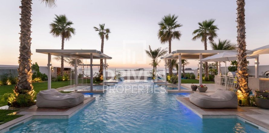 Huvila Jumeirah, Dubai, Arabiemiraatit 5 makuuhuonetta, 1602.76 m2 № 761466