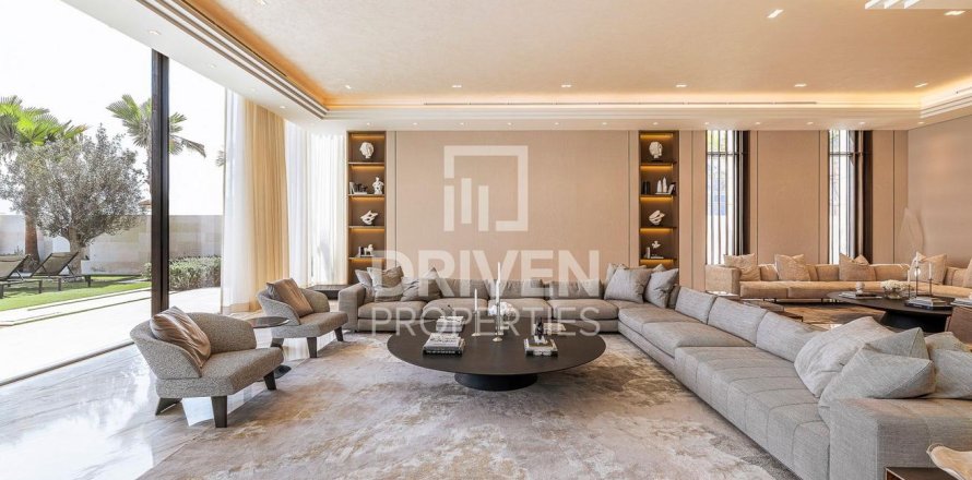 ویلا در Jumeirah، Dubai ، امارات متحده عربی 5 خوابه ، 1487.75 متر مربع.  شماره 761469