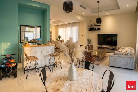 Üürile anda villa asukohaga Dubai, AÜE: 3 magamistoaga, 319.1 m² Nr 703829 - pilt 5