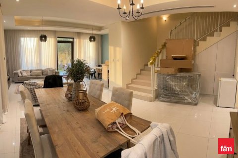 Üürile anda villa asukohaga Dubai, AÜE: 3 magamistoaga, 319.1 m² Nr 703829 - pilt 4