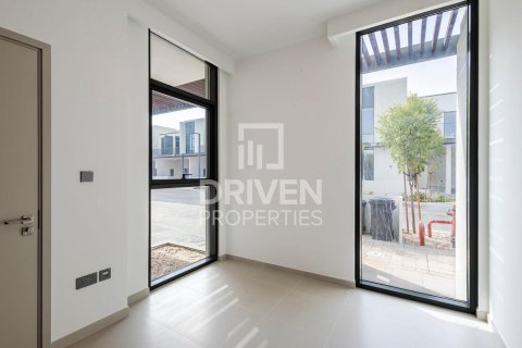 Adosado en venta en Arabian Ranches 3, Dubai, EAU 4 dormitorios, 223.52 m2 № 756656 - foto 8