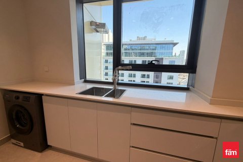 Apartment in Dubai, UAE 2 bedrooms, 111.2 sq.m. № 714404 - photo 6