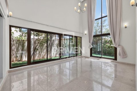 Müüa villa asukohaga Meydan, Dubai, AÜE: 6 magamistoaga, 512.55 m² Nr 741774 - pilt 5
