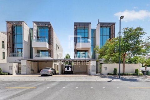 Müüa villa asukohaga Meydan, Dubai, AÜE: 6 magamistoaga, 512.55 m² Nr 741774 - pilt 24