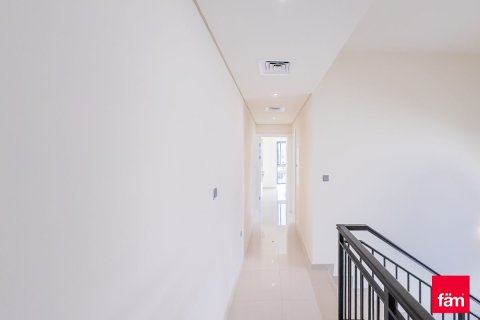 Casa urbana para arrendamento em Dubai, EAU 3 quartos, 174.8 m2 № 760129 - foto 8