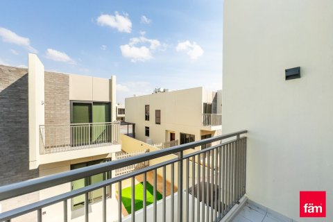 Ridamaja asukohaga Dubai, AÜE: 3 magamistoaga, 174.8 m² Nr 760129