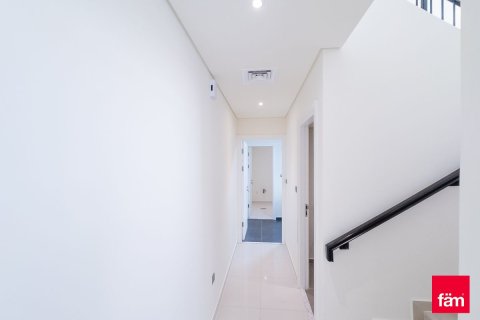Casa urbana para arrendamento em Dubai, EAU 3 quartos, 174.8 m2 № 760129 - foto 9