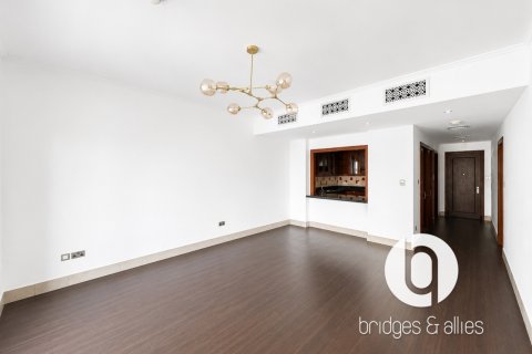 Wohnung in Old Town, Dubai, VAE: 1 Schlafzimmer, 91 m2 Nr. 739085