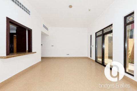 آپارتمان در Old Town، Dubai ، امارات متحده عربی 1 خوابه ، 126 متر مربع.  شماره 739082