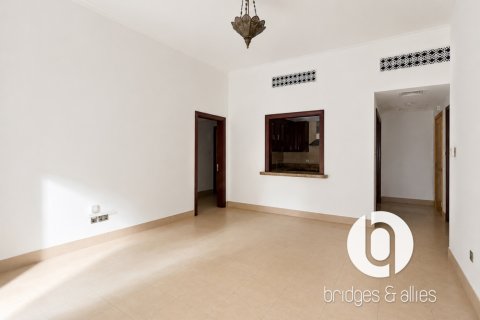 Old Town, Dubai, BAE’de kiralık daire 1 yatak odası, 126 m² No 739082 - fotoğraf 4