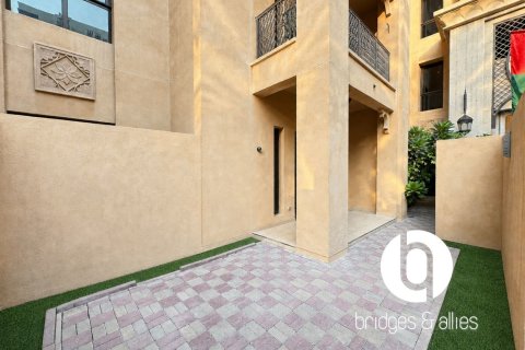 Old Town, Dubai, BAE’de kiralık daire 1 yatak odası, 126 m² No 739082 - fotoğraf 2