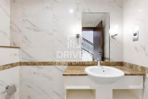 Villa à vendre à  Dubai Land, Dubai, EAU 3 chambres, 379.88 m2 № 759557 - photo 15
