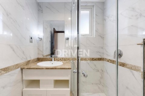 Villa à vendre à  Dubai Land, Dubai, EAU 3 chambres, 379.88 m2 № 759557 - photo 16