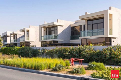 Řadový dům v Dubai, SAE 3 ložnice, 253 m² Č.: 679859 - fotografie 1