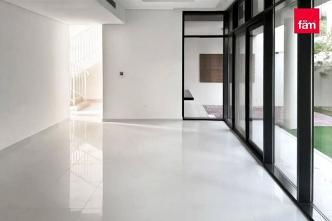 Řadový dům v Dubai, SAE 3 ložnice, 253 m² Č.: 679859 - fotografie 4