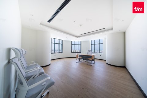 Office til leje i Dubai, UAE 368.8 kvm № 679854 - foto 2