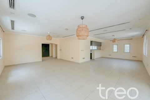 Vila v Jumeirah Park, Dubai, SAE 3 spálne, 327.67 m2 č. 733514 - Fotografia 11