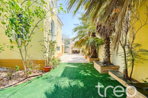 Vila v Jumeirah Park, Dubai, SAE 3 spálne, 327.67 m2 č. 733514 - Fotografia 10
